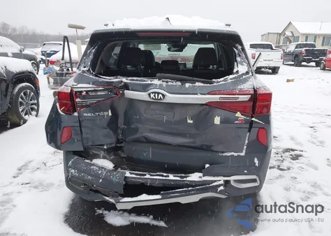 2021 Kia Seltos S z USA, uszkodzony, nr VIN KNDEUCAA6M7201983